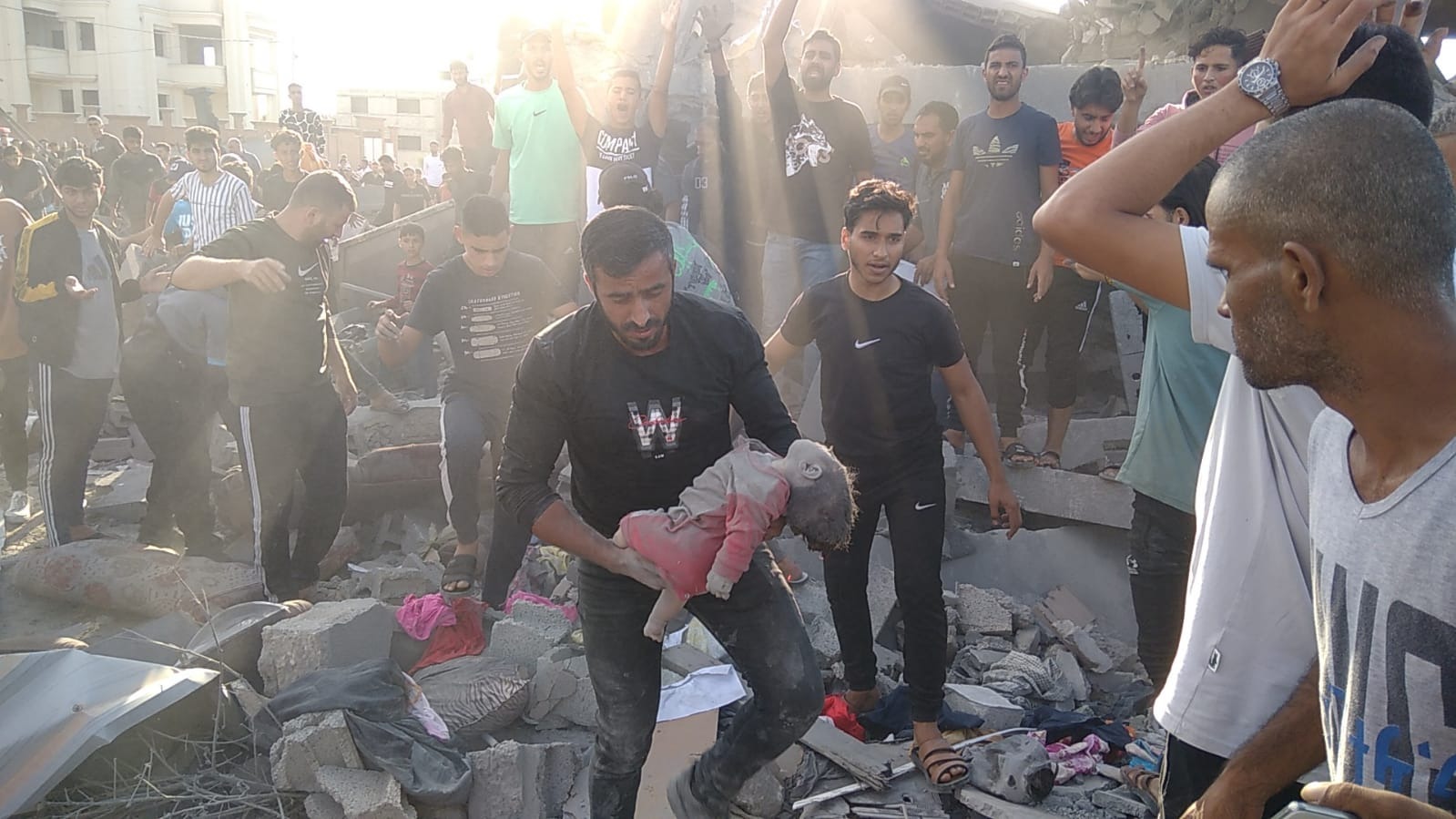 ارتفاع حصيلة الشهداء في قطاع غزة إلى 50,886 والإصابات إلى 115,875 منذ بدء العدوان