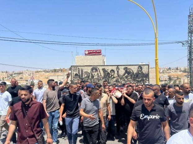 تشييع جثمان الشهيد طلول في الظاهرية جنوب الخليل