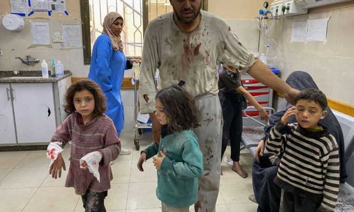 أطفال غزة: لا مكان لفرحة العيد وسط الخوف والجوع والدم