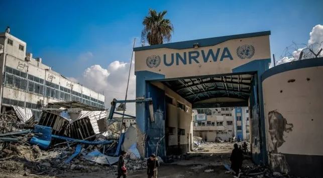 “الأونروا”: نواجه وضعا مروعا يعيشه الفلسطينيون بقطاع غزة