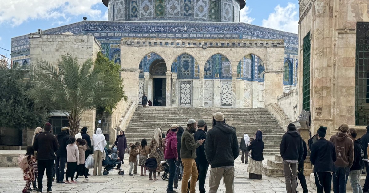 محافظة القدس: الاحتلال يفرض سياسة “المصلين بالعدد” بعد ستة أيام من الإغلاق التام للأقصى