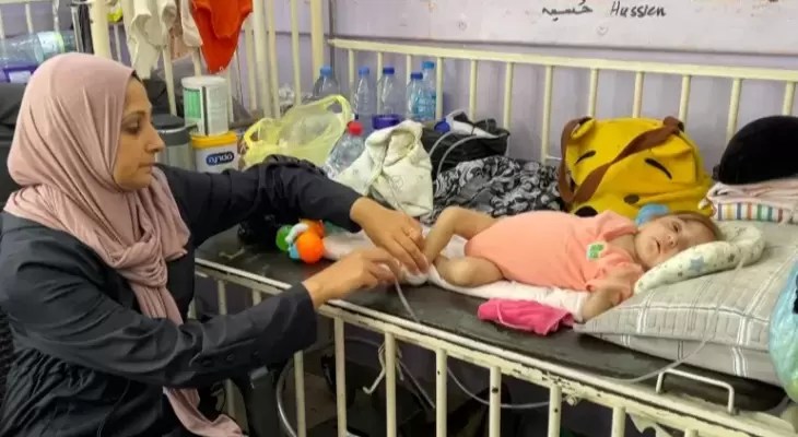 الحمى الشوكية تفتك بالأطفال في مجمع ناصر الطبي بخان يونس