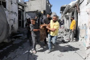 4 شهداء منذ صباح اليوم: استشهاد شاب برصاص الاحتلال في جباليا وتواصل نسف مبانٍ في رفح